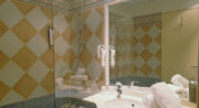 13T1000423_9_HD.jpg
